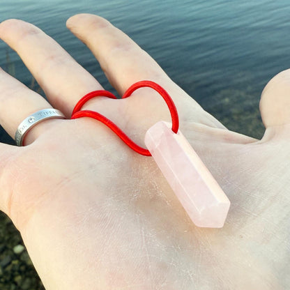 Let's FoCK IT™ Mini Love Energy Amulet - Heal Heart Chakra - Rose Quartz Palm Bracelet - Cool Meditation Fidget Toy - Lucky Crystal Point